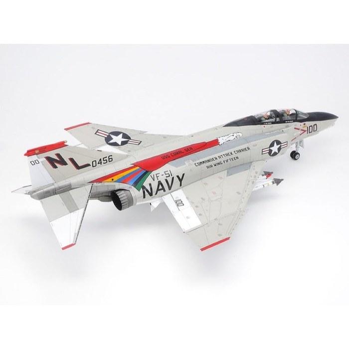 Tamiya 1/48 Aircraft Series No.121 McDonnell Douglas F-4B Phantom II Plastic Model 61121 Light Gray