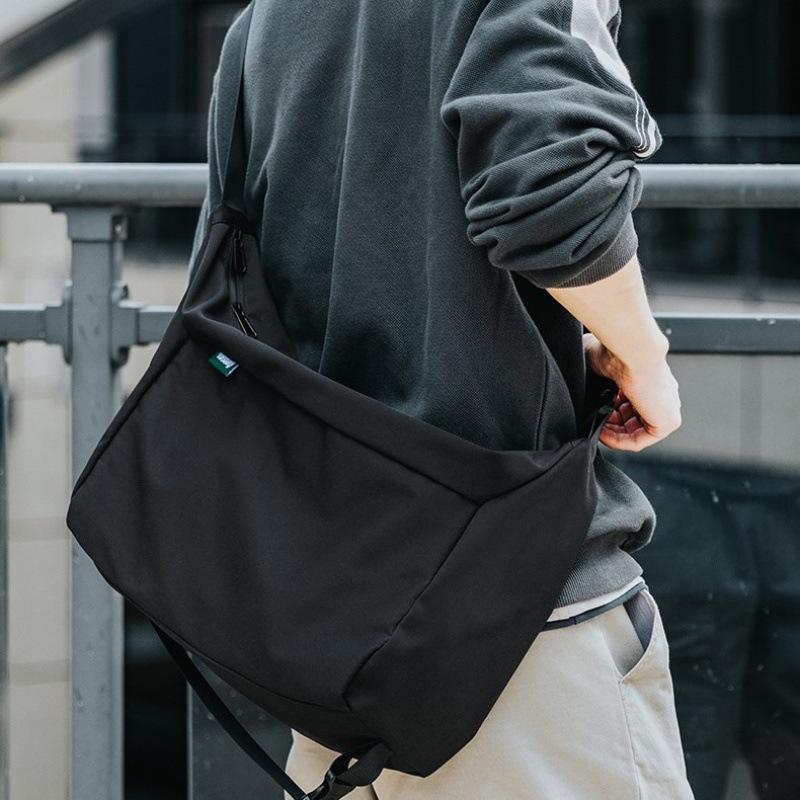 Japonský trend Jednoramenná taška přes rameno - Ležérní Crossbody pro muže a studenty, Kvalita zaručena