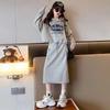 2024 Mädchen Koreanischer Stil Kapuzen-Buchstaben-Top & Rock Zweiteiler Frühling/Herbst Modekleid
