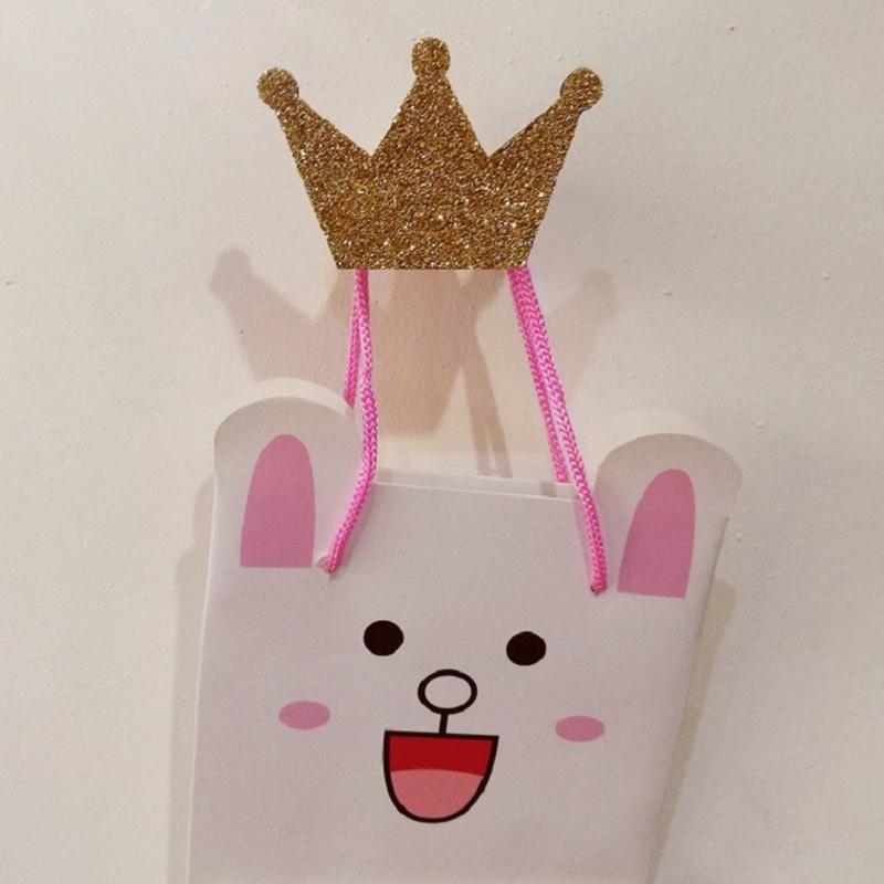 Fashion Nordic Style Crown Shape Kids Room Wooden Wall Sticker Wall Hanging Hook Home Decor