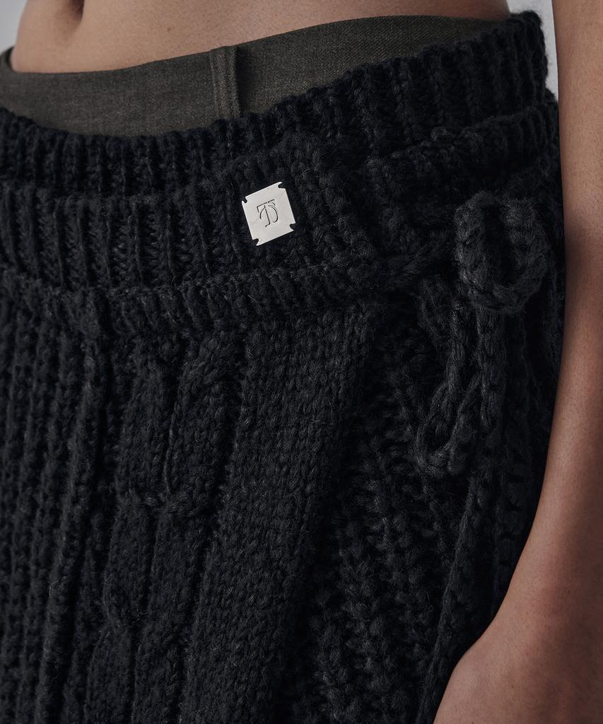 Teulimingbeodeu Wool Damage Tassel Knit Set-Up Layered Wrap [ Black ]