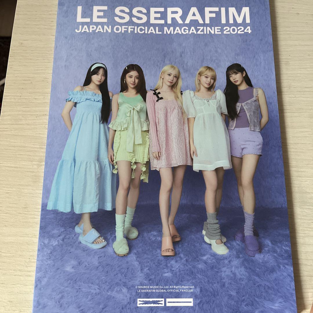 

[USED] Le Seraphim Japan Fan Club Limited Photo Book