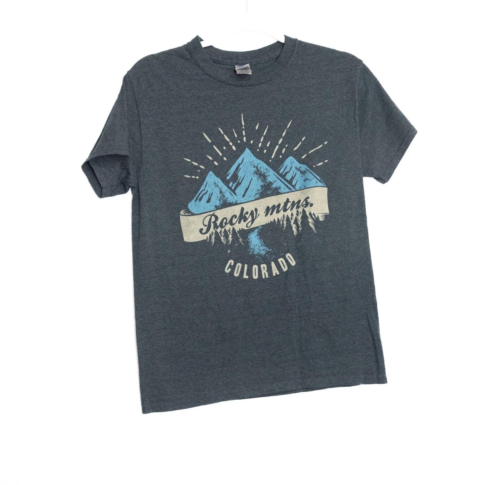 Rocky Mtns. Colorado Graphic Tee Heather Gray Short Sleeve Crewneck Size Small S