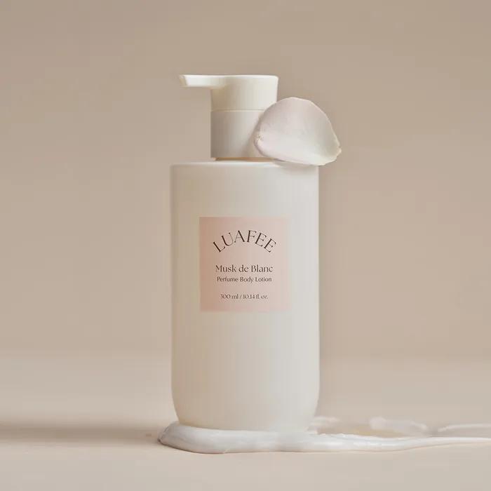 Ruape Musk De Blanc Perfume Body Lotion (300ml)