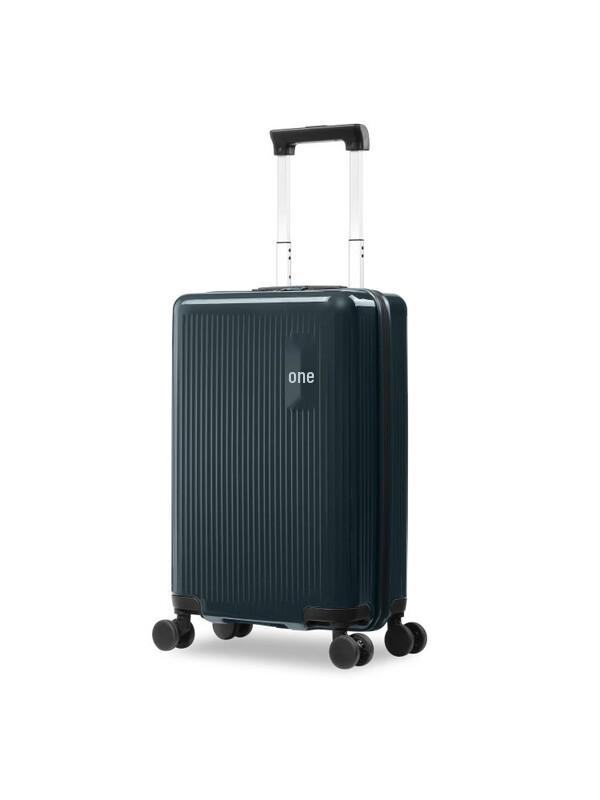 American Tourister Striped Glossy Spinner Luggage