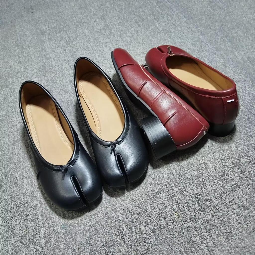 Women's Chunky Heel Mary Jane Split-Toe Shoes: New Retro Pleated Design Ballet Flats