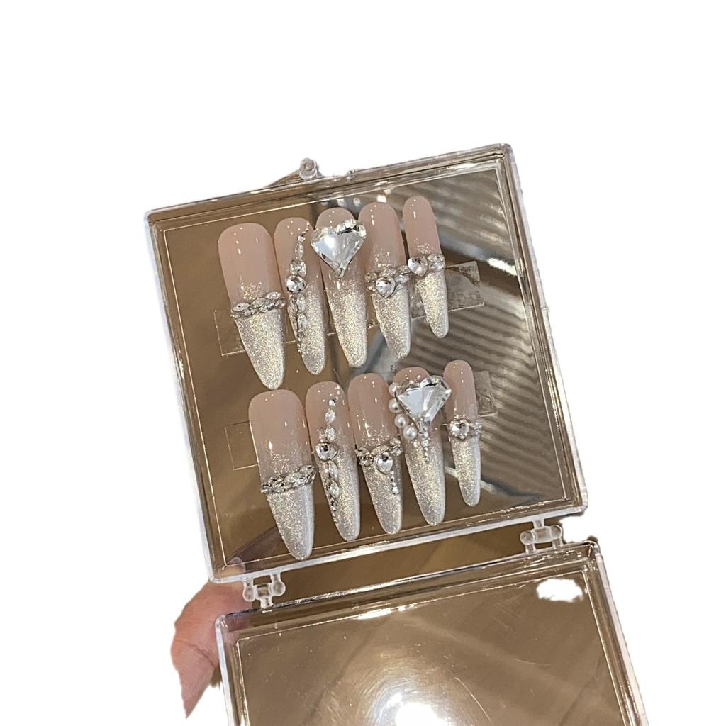 Flash Gradient Beveled Edges Broken Diamond Pearls Piled Diamond Glacier Cat Eye Can Be Detached Wearable Armor