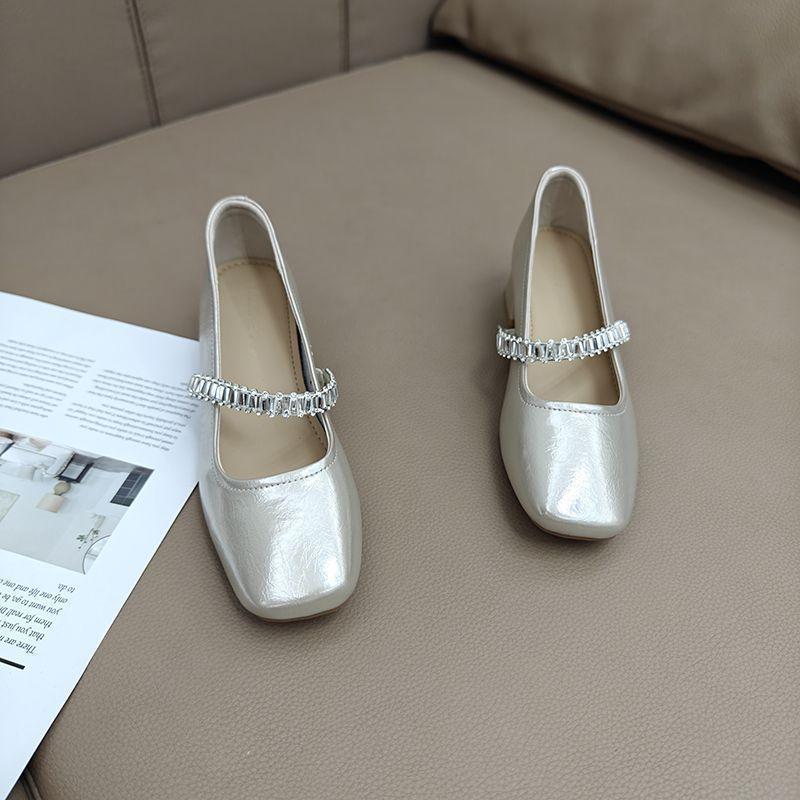 French Temperament Rhinestone Mary Jane Single Shoes Girl 2025 Summer Square Head Retro Thick Heel Elegant Fairy Style with Skirt