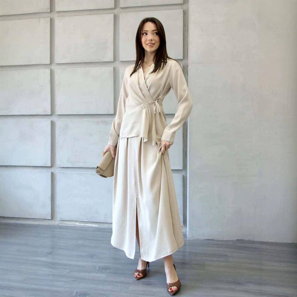 European and American Women's Clothing New V-neck Long-sleeved Side Belt Waist Top Wide Swing Split Skirt Set