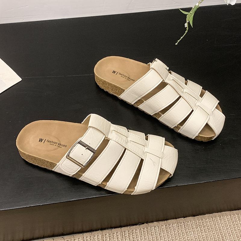 Schweinekäfigschuhe hohle Tasche Kopf Hausschuhe Damen Oberbekleidung 2025 neue Retro weichsohlige faule Ein-Pedal-Lochschuhe