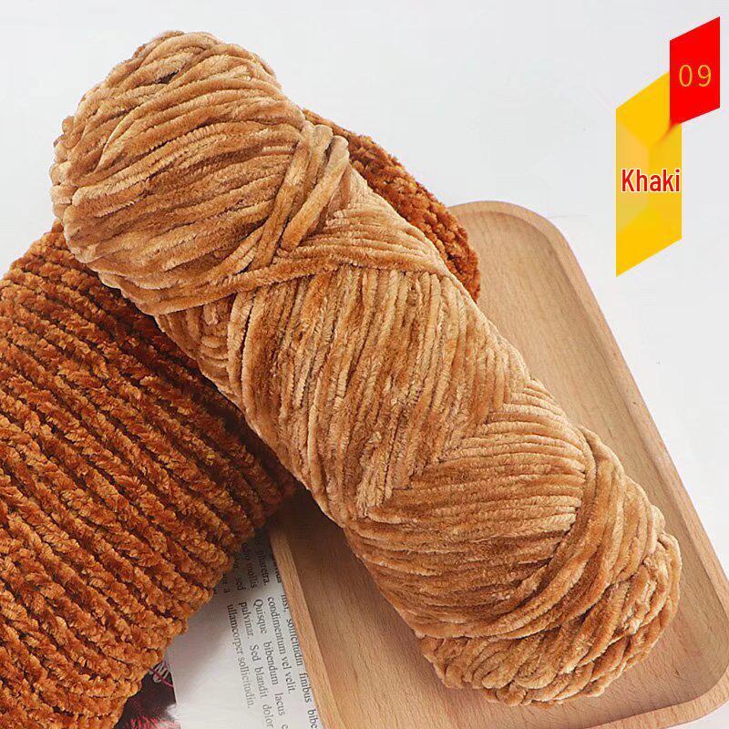 Chenille Golden Silk Velvet Yarn Ball - Medium Thick Glossy Yarn for Hand Knitting and Crochet Slippers.