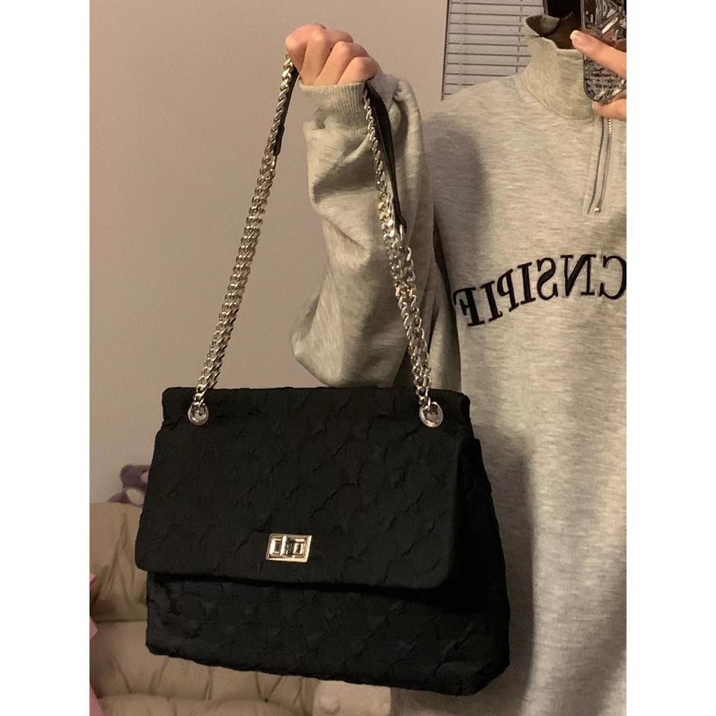 Wandering high-end fashion plaid chain single shoulder crossbody dual-purpose bag women's leisure large-capacity flip women's bag