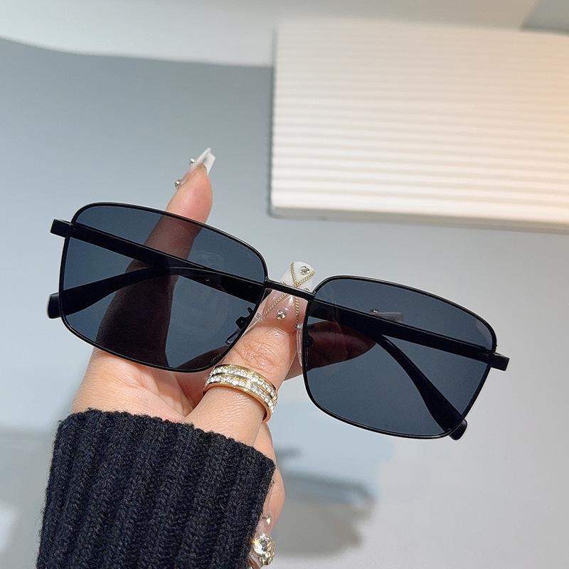 2026 Stylish Square Men's & Women's Sunglasses with UV Protection, High-End Feel