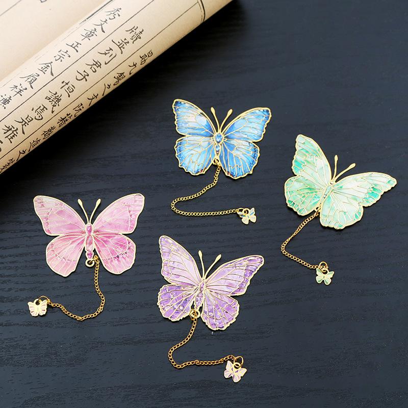 1pc Hollow Metal Butterfly Pendant Bookmark Student Birthday Gift Souvenir for Daily Reading  Magnetic Bookmark Book Accessories