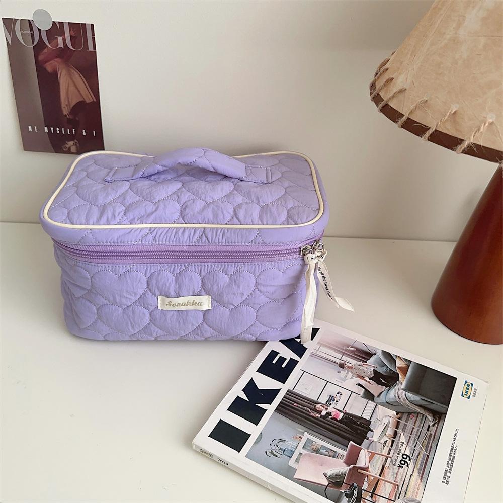 

Цветная портативная косметичка в форме конфетного сердца, сумка для хранения, большая вместимость, косметичка фиолетовый