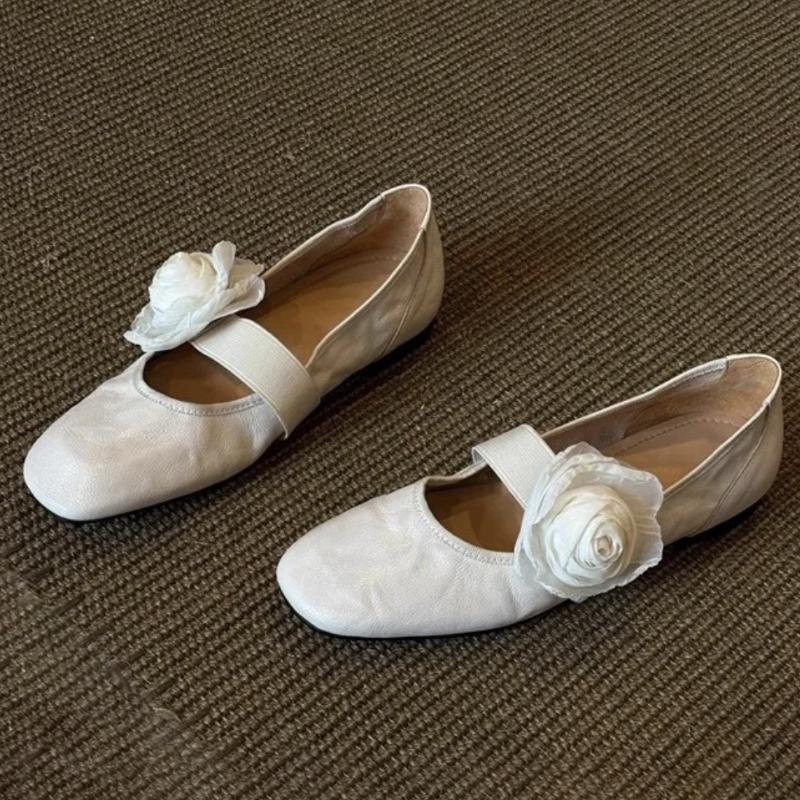 Fashion Retro Pleated Flower Decorate Ballet Flats Women Elegant Round Toe Elastic Band Design Mary Jane Shoes Comfort Soft Sole Loafers