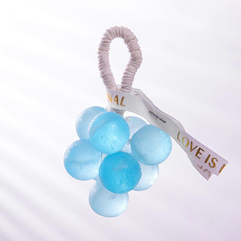 Crystal Grape Scented Hanging Ornament – Handmade Essential Oil Soap, Perfect for Opening Ceremony Souvenirs and Gifts.