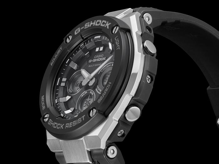 Casio Erkek Paslanmaz Çelik 200M Suya Dayanıklı Analog Darbeye Dayanıklı Kuvars Saat GST-W300-1A