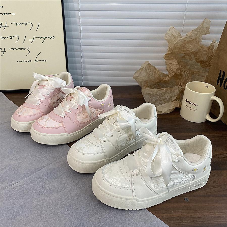 

New Chinese board shoes women s original breathable and versatile platform white shoes 35