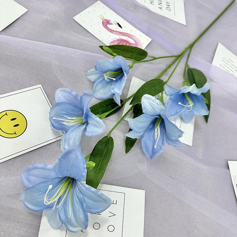 Factory Artificial Red Torch Lily Faux Flower Home Decor With Soft Fabric Material For Wedding And Photography Props