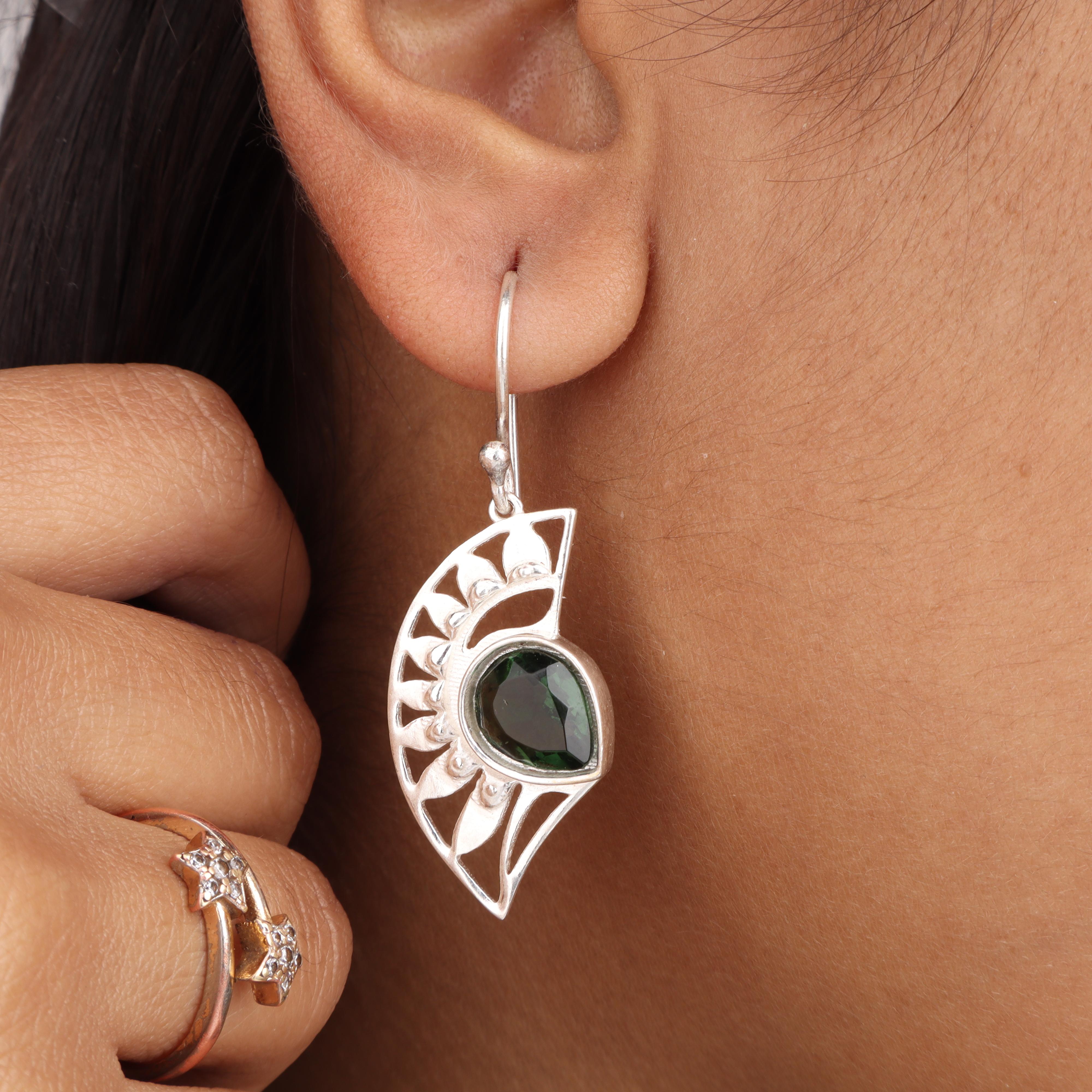 

Green Tourmaline Gemstone 925 Sterling Silver Women Jewelry Partywear Hook Earring 1.5 CE-26-16