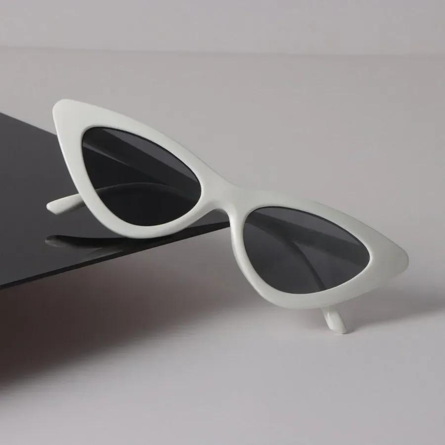 Fashion Sunglasses Women Men Cat Eye Mirror Small Brand Designer Black Sun Glasses Trendy Eyewear Unisex Sexy Classic