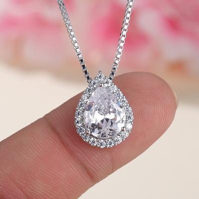 Luxury Water Drop Cubic Zirconia Pendant Necklace for Women Simple Elegant Neck Accessories Wedding Party Fashion Jewelry