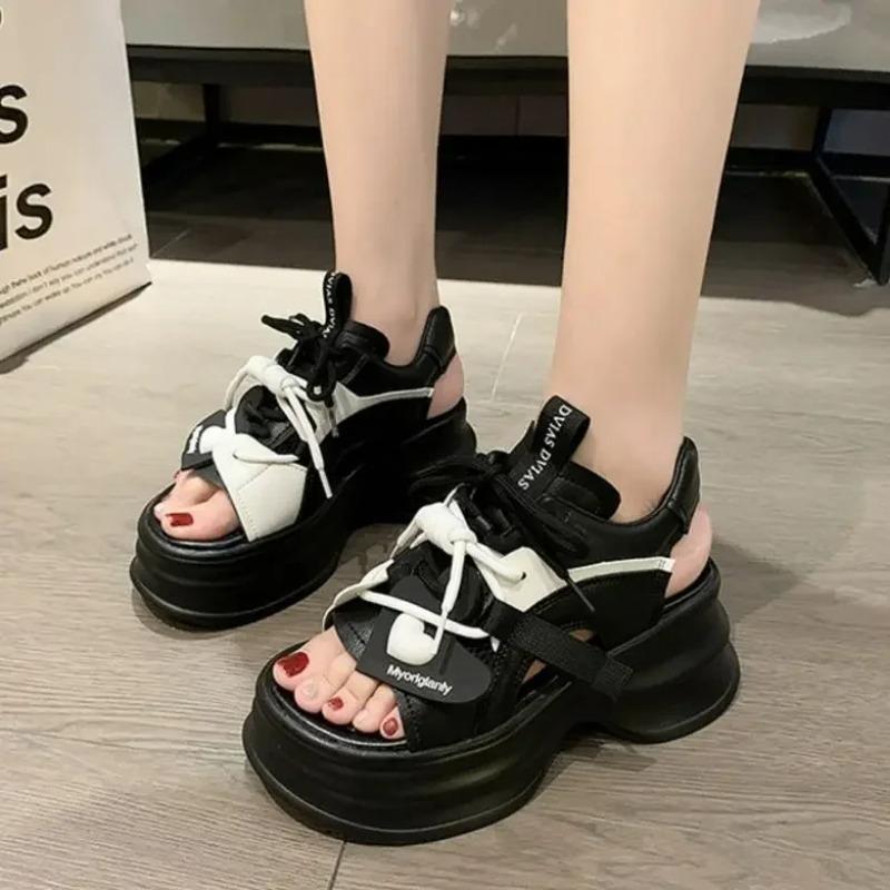 

High Quality Sports Platform Korea Woman Shoes On Sale 2025 Trending Pvc Sandal Low Price Summer Comfortable Sandals for Women 35
