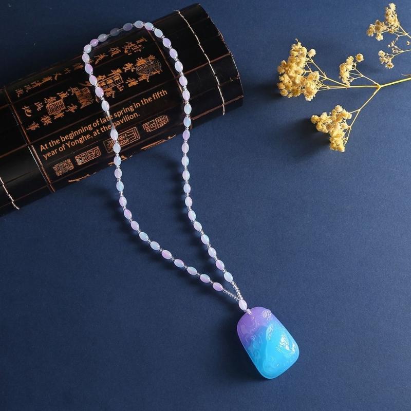 Amber Beeswax Gradient Purple-Blue Necklace Water Drop Flowers Pendent Necklace For Women Unisex Beaded Pendant Ornaments Gift