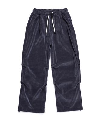 Unterteile – Hosen & Kniehosen