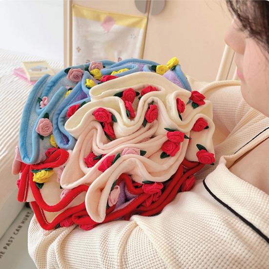 Rose Bouquet Hand Towel Hanging Hand Wipe Cloth Absorbent Decorative Hand Towel with Hanging Loop for Kitchen Bathroom
