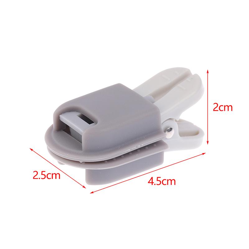 Büyük ve Küçük Boyutlar Hayvan Kullanımı Veteriner Dil Kelepçesi Kaymaz Silikon Kapaklı Veteriner Spo2 Sensörü İçin