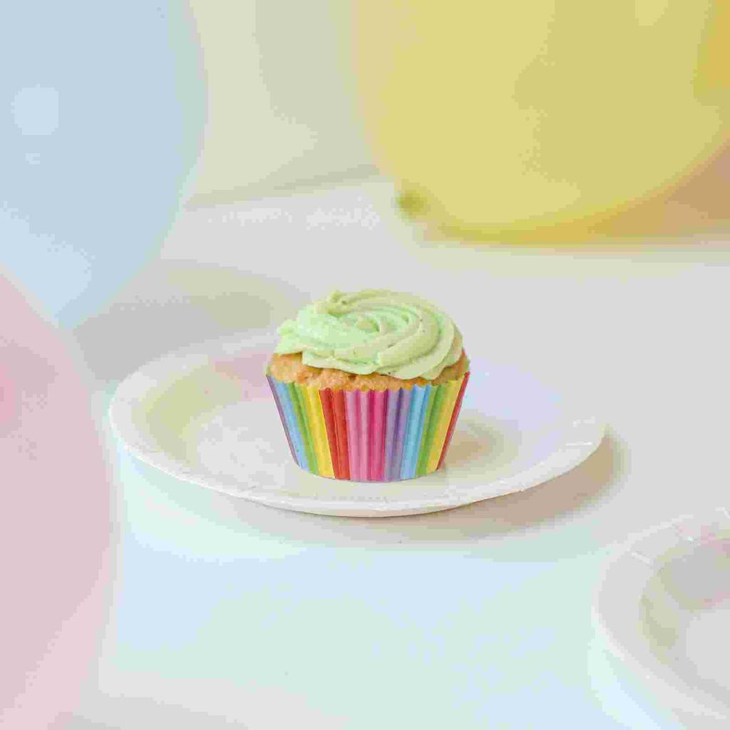 500 ks papírových kelímků, krabiček na dorty, muffinových košíčků, fólií na muffiny a pouzder na pečení