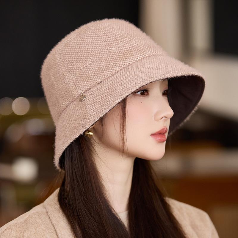 Autumn and winter hat women's big brim shows face small bucket hat double-sided fashion versatile bucket hat temperament basin hat