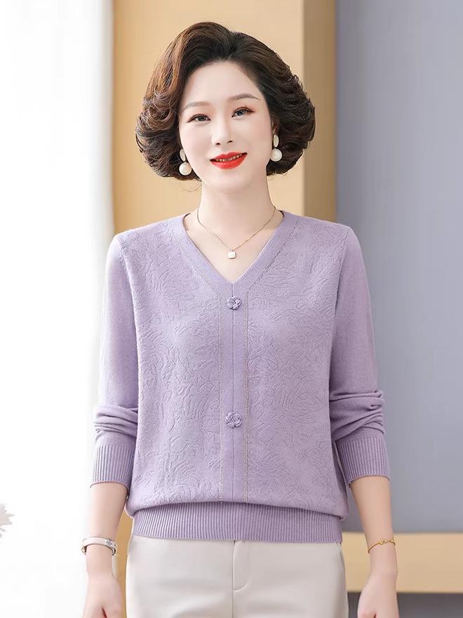 Spring/Fall Thin Knitwear for Middle-Aged & Elderly Women: Stylish Stretch Pullover