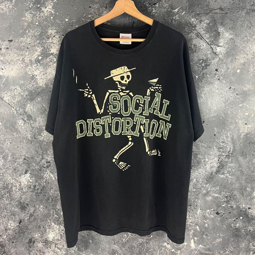 

Remake Social Distortion Band Retro Classic Black Unisex Tshirt S-5XL Unisex T-Shirt M