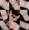 Zirkonia-Quadratarmband im koreanischen Stil: Hochwertige Süße und Coole Mode