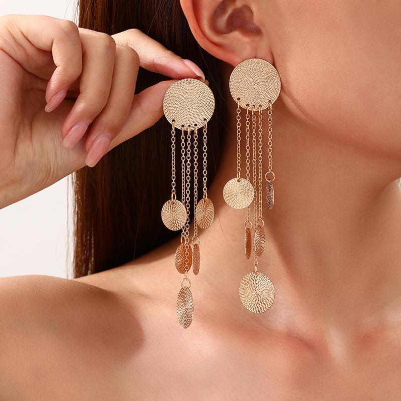 Fashion Gold Color Circular Pendant Earrings for Women Exaggerated Metal Long Tassel Round Geometric Earrings Jewelry Gifts