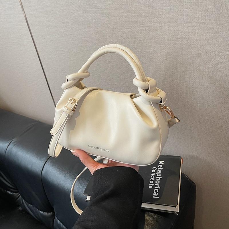 Premium Texture Handbag Handbag Women's Winter 2025 Popular Casual Versatile Shoulder Bag Messenger Bag