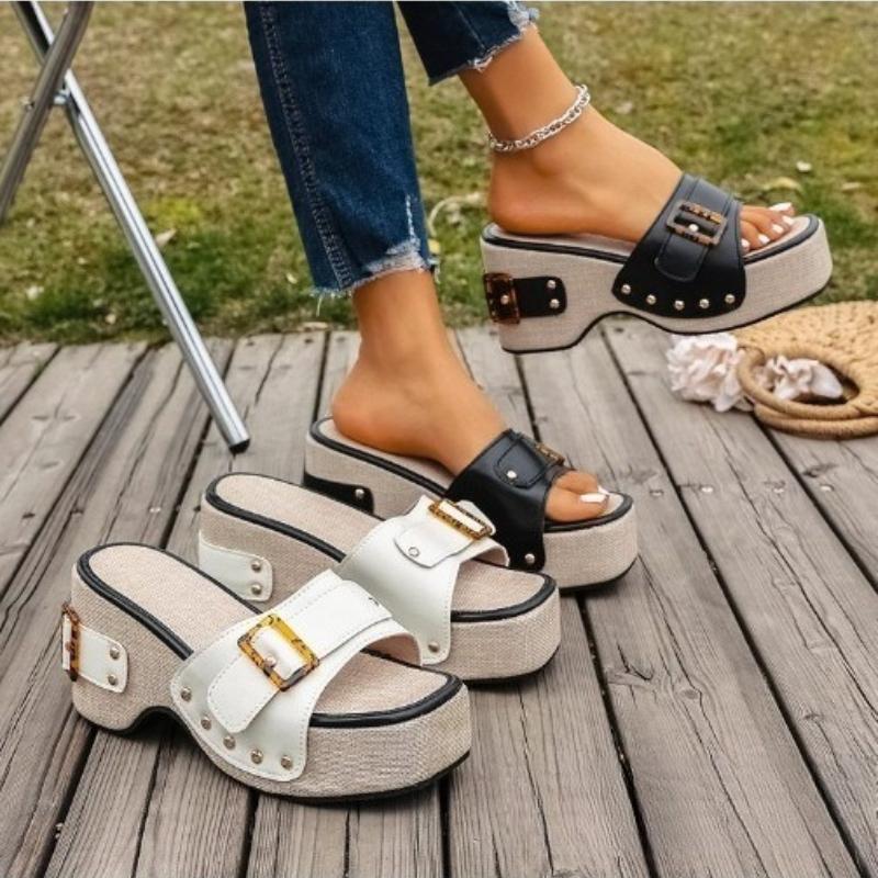 2025 Nové letní dámské pantofle Britský styl Římské boty Trend Platforma Dámské sandály Kovové přezky Klínový podpatek Boty pro ženy
