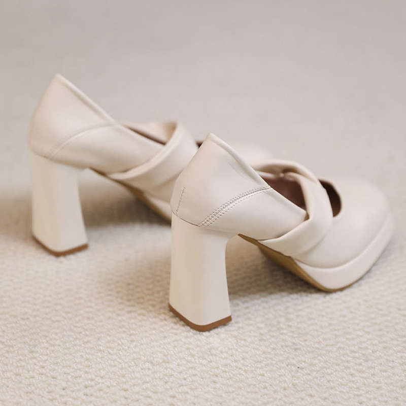 Small One-word Buckle High Heels Women's Thick Heels Single Shoes Bridesmaid Shoes Square Head Waterproof Table Thick-soled Mary Jane Shoes