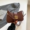 Niche simple baguette underarm bag women's 2025 new fashion versatile handbag elegant shoulder messenger bag