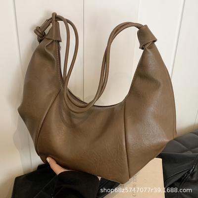 Croissant Bag Premium Sense Bag Women 2025 New Maillard Retro Niche Messenger Bag Commuter Bag Bags