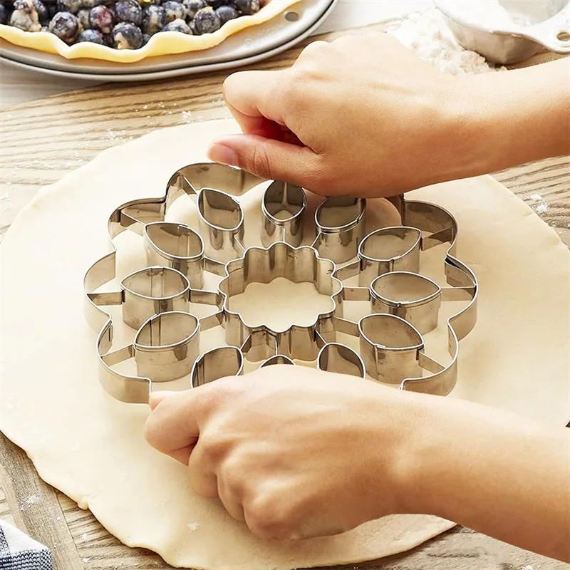 New Sunflower Cookie Mold Stainless Steel Cookie Cutters Large Size DIY Pasty Molds Biscuit Stamp Cake Decorating Tools