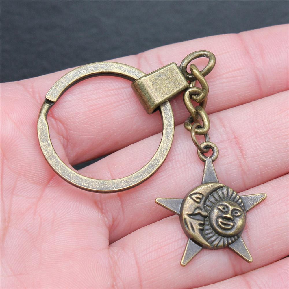 30mm Keychains Sun Moon Pentagram Vintage Jewelry Supplies QY047