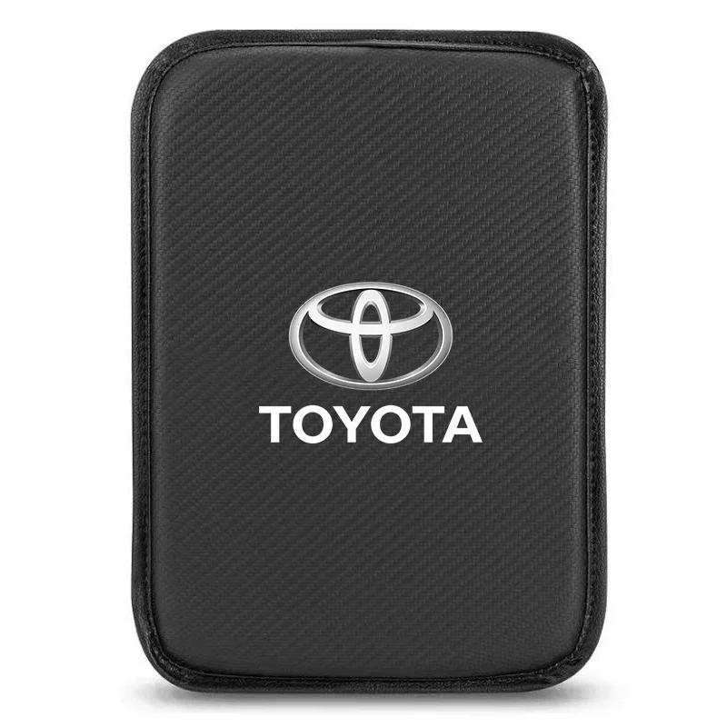 

Кожа из углеволокна, накладка на консольный бокс автомобиля, чехол-подушка для подлокотника автомобиля с логотипом Toyota TRD для RAV4 Levin Reiz Corolla Chr Yaris Camry