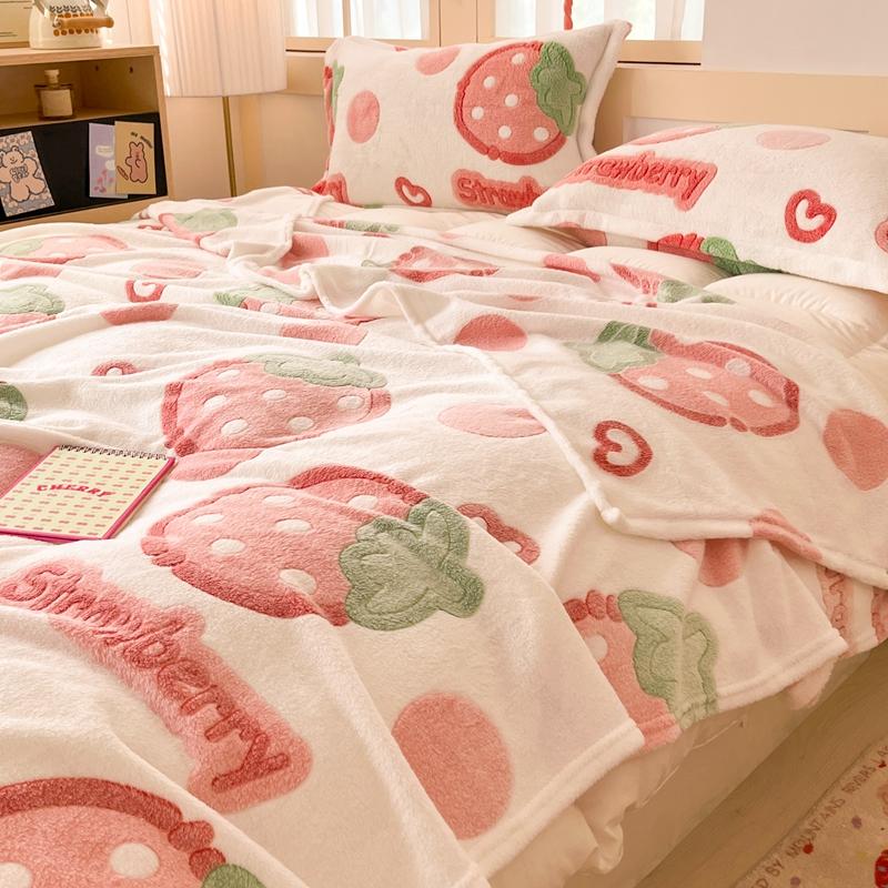 Cartoon Pink Strawberry Flannel Blanket for Kids Girls Soft Warm Lightweight Throw Blanket for Sofa Bed Traveling Camping Gifts