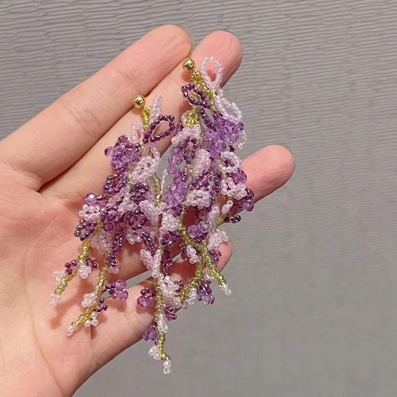 Rice bead glass bead grape fringed earrings fashionable long stud earrings light luxury high-end new earrings