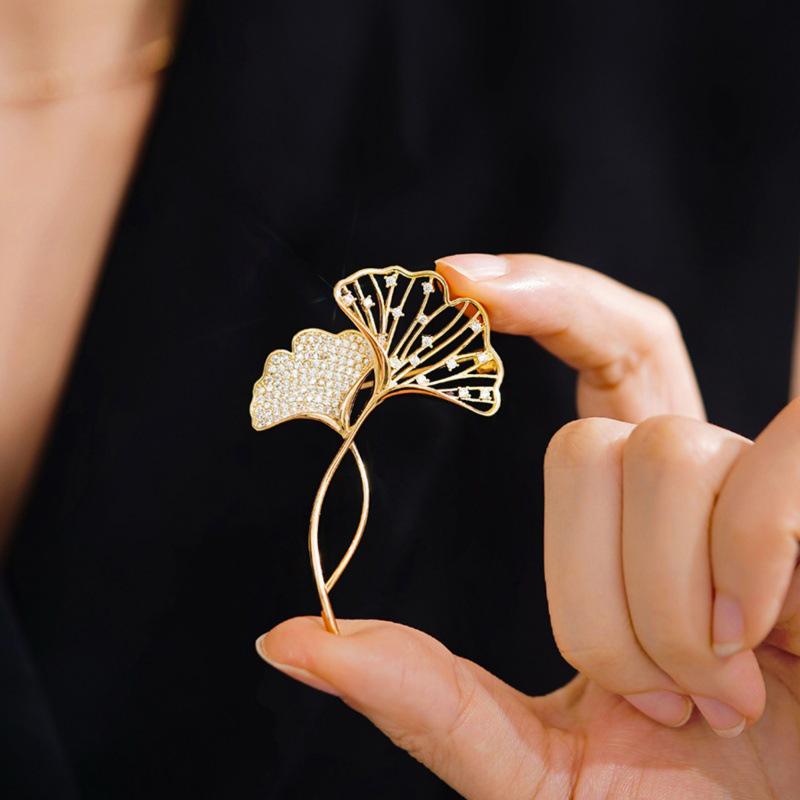 Exquisite Korean Ginkgo Leaf Brooch – Micro-Paved Luxury Accessory for Women