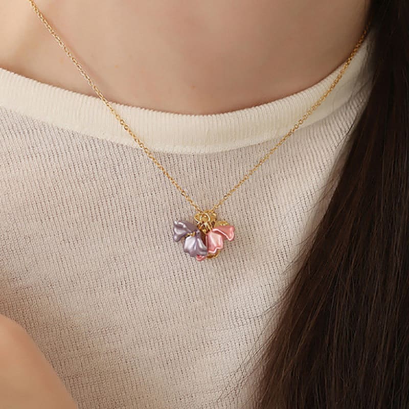 

Dana Burton Triple Jasmine Mini Necklace Silk Pink Lavender